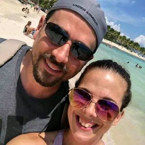 Meet your Posher, Devin